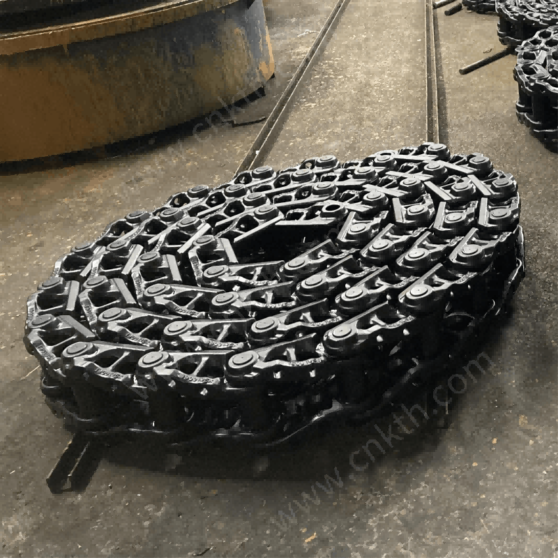 Excavator Chain Link